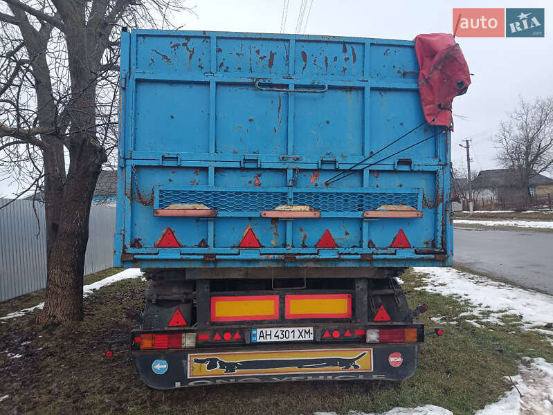 Зерновоз - причіп Schmitz Cargobull WF 1993 в Умані