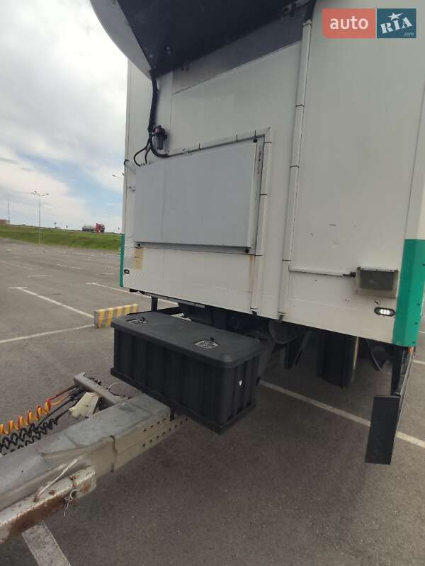 Рефрижератор Schmitz Cargobull ZKO 2008 в Львове