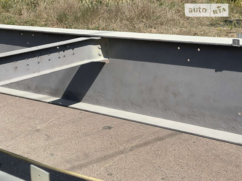 Зерновоз - полуприцеп Schmitz S-01 2001 в Николаеве