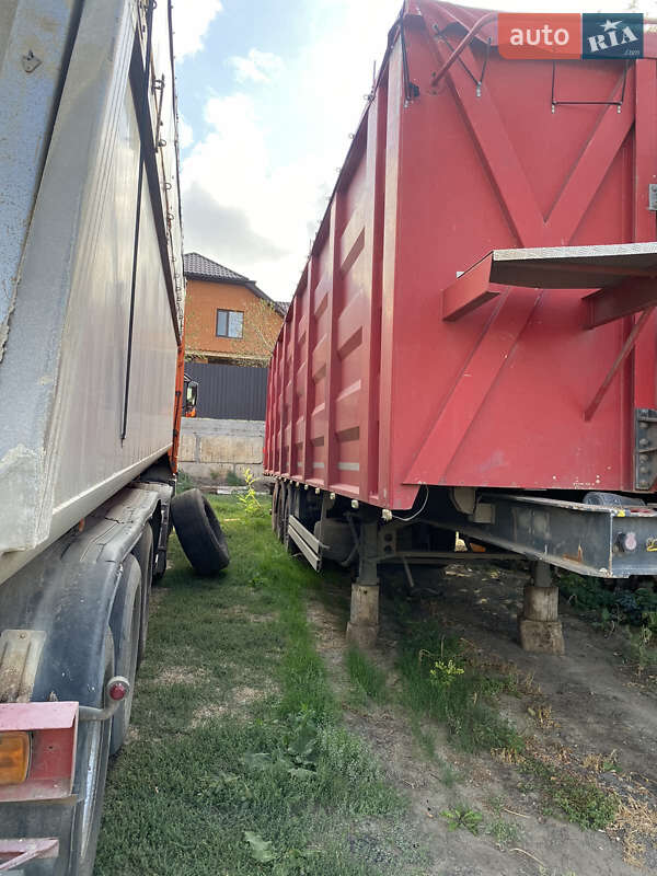 Самосвал полуприцеп Schmitz S-01 2000 в Болграде