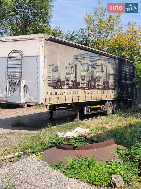 Schmitz S-01 2006
