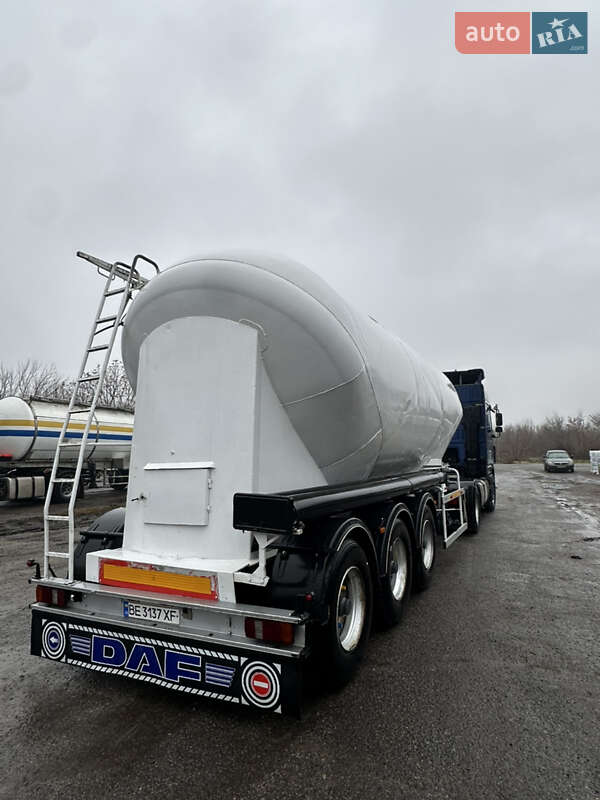Цистерна напівпричіп Schmitz S-01 2007 в Новому Бузі