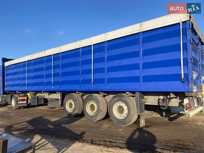 Зерновоз - полуприцеп Schmitz S-01 2008 в Белгороде-Днестровском