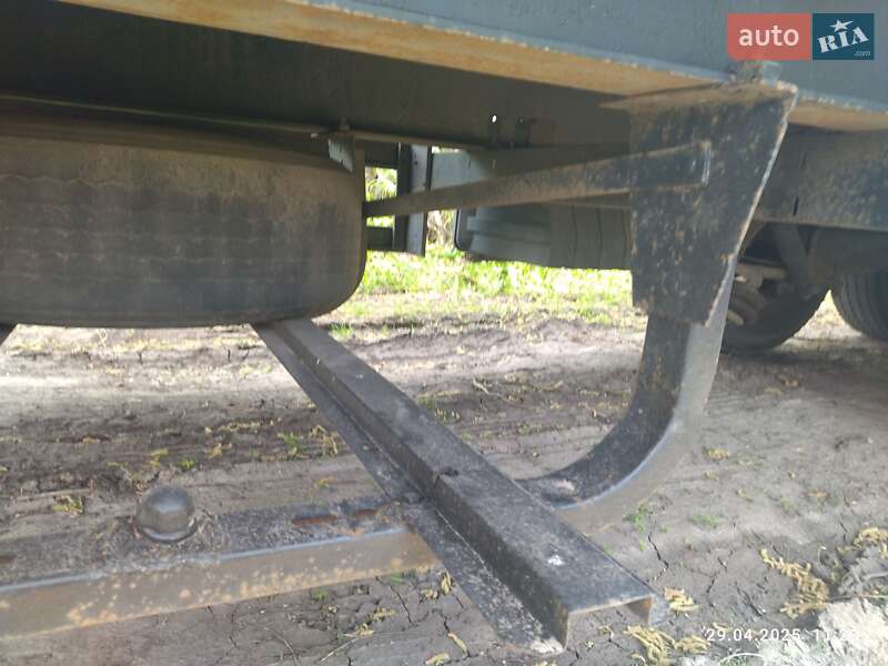 Зерновоз - полуприцеп Schmitz S-01 2000 в Варве