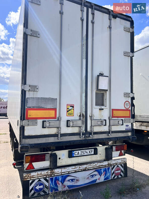 Рефрижератор полуприцеп Schmitz S-01 2004 в Черкассах