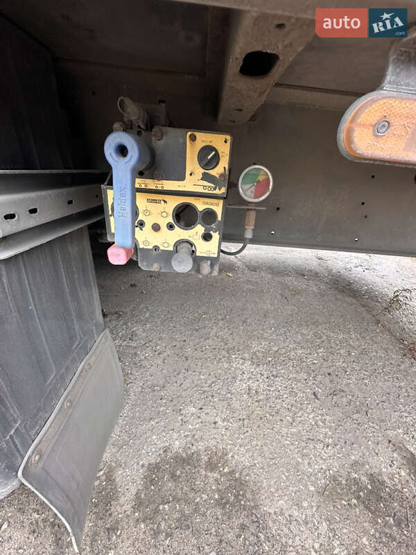 Тентованный борт (штора) - полуприцеп Schmitz S-01 2007 в Днепре