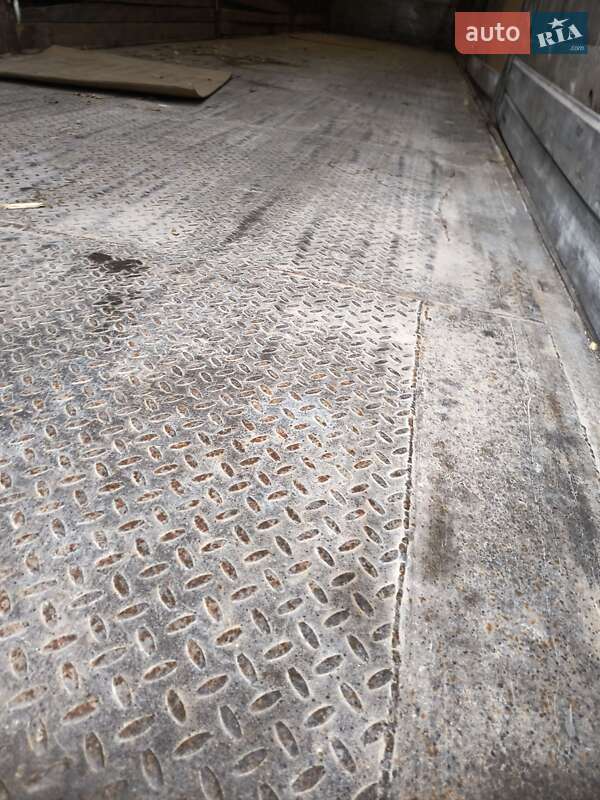 Тентованный борт (штора) - полуприцеп Schmitz S-01 2003 в Киеве фото 6 Тентованный борт (штора) - полуприцеп Schmitz S-01 2003 в Киеве