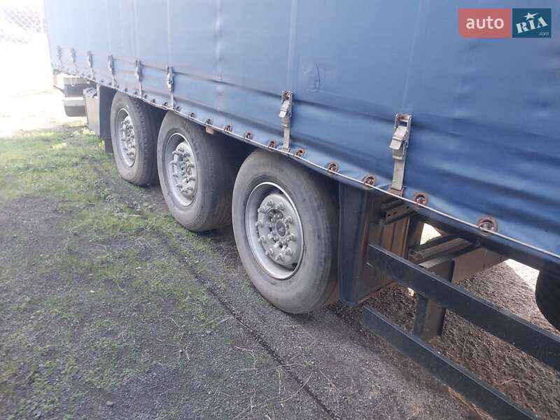 Тентованный борт (штора) - полуприцеп Schmitz S-01 2012 в Берегово