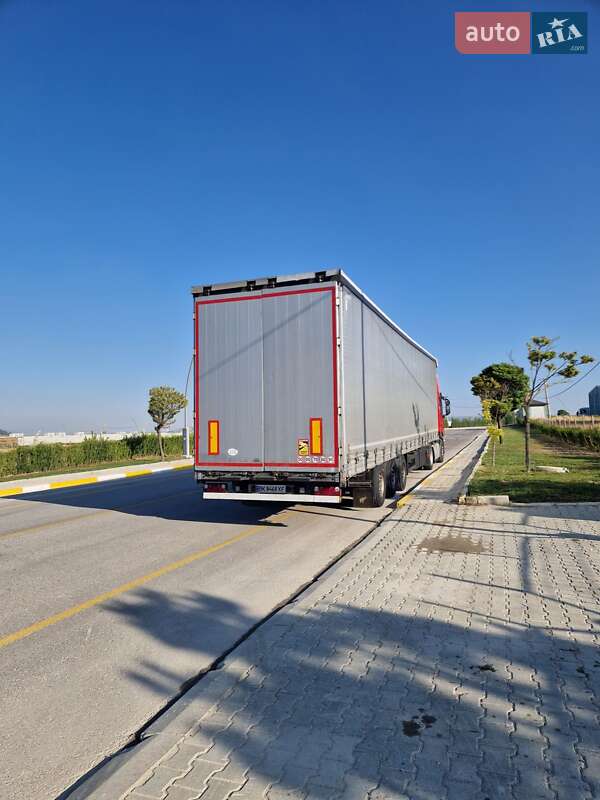 Тентованный борт (штора) - полуприцеп Schmitz S-01 2005 в Остроге фото 7 Тентованный борт (штора) - полуприцеп Schmitz S-01 2005 в Остроге