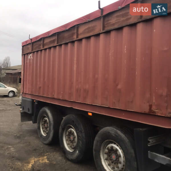 Зерновоз - полуприцеп Schmitz S-01 2004 в Виннице