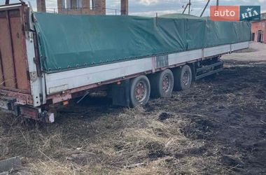 Бортовий напівпричіп Schmitz S-01 1999 в Житомирі