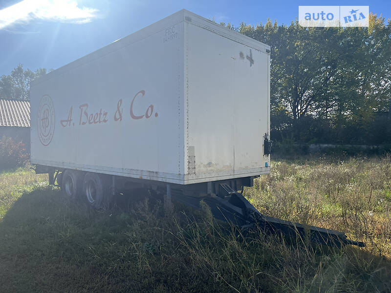 Изотермическая будка Schmitz SCB 1991 в Черновцах фото Изотермическая будка Schmitz SCB 1991 в Черновцах