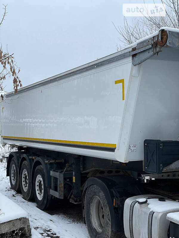 Самоскид напівпричіп Schmitz SCB 2013 в Костопілі фото 14 Самоскид напівпричіп Schmitz SCB 2013 в Костопілі