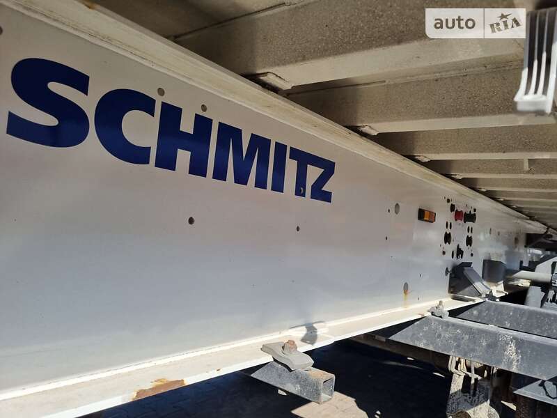 Самоскид напівпричіп Schmitz SCB 2015 в Луцьку