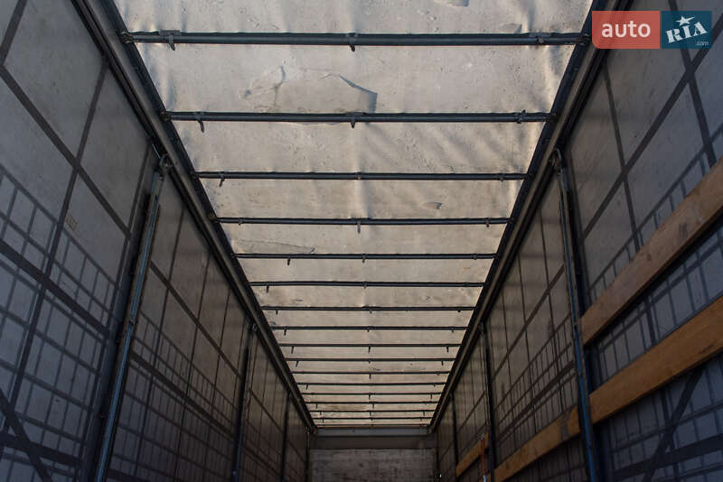 Тентованный борт (штора) - полуприцеп Schmitz SCB 2011 в Житомире