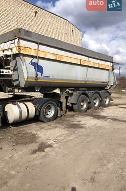 Самоскид напівпричіп Schmitz SCB 2005 в Кривому Розі