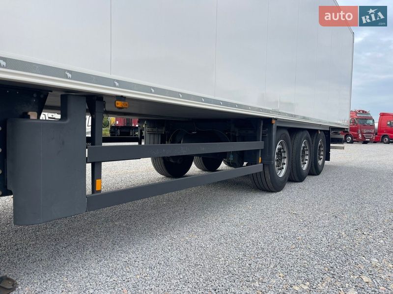 Рефрижератор напівпричіп Schmitz SCB 2014 в Вінниці