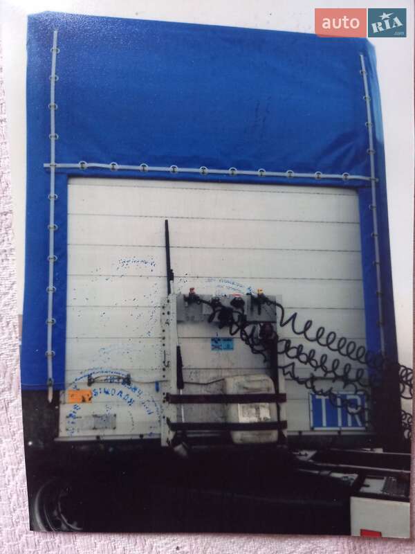 Бортовий напівпричіп Schmitz SCS 24 2007 в Чернігові