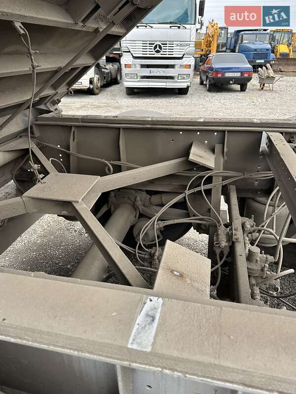 Бортовой полуприцеп Schmitz SCS 24 2002 в Днепре фото 15 Бортовой полуприцеп Schmitz SCS 24 2002 в Днепре