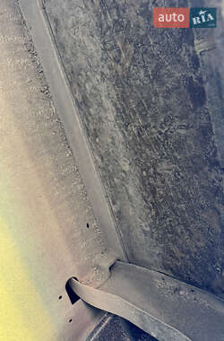 Бортовий напівпричіп Schmitz SCS 24 2013 в 