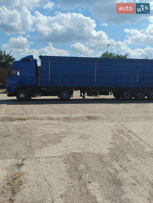 Зерновоз - напівпричіп Schmitz SCS 24 2010 в Первомайську