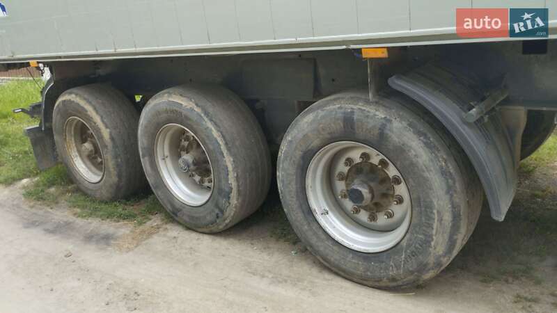 Самоскид напівпричіп Schmitz SCS 24 2001 в Крижополі