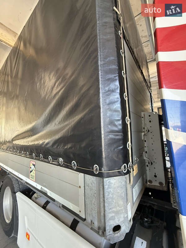 Тентованный борт (штора) - прицеп Schmitz SCS 24 2013 в Иршаве фото 2 Тентованный борт (штора) - прицеп Schmitz SCS 24 2013 в Иршаве