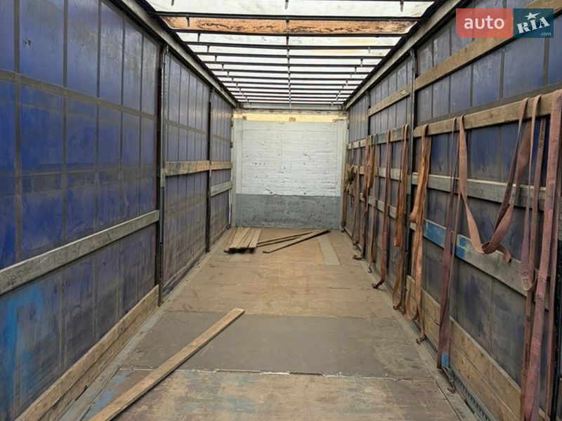 Тентованный борт (штора) - полуприцеп Schmitz SCS L24 2009 в Дубно