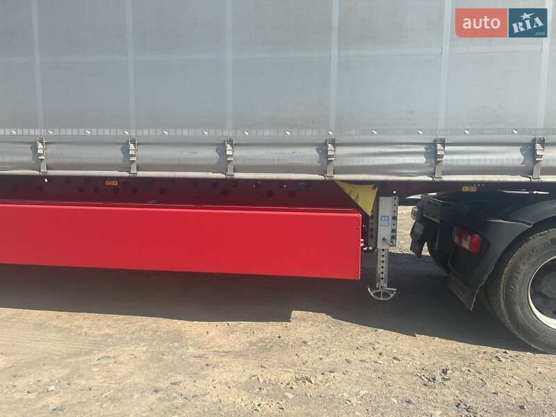 Тентований борт (штора) - напівпричіп Schmitz SCS S3 2017 в Ужгороді