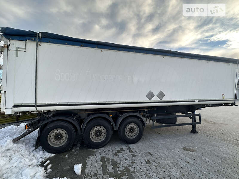 Самоскид напівпричіп Schmitz SGF S3 2015 в Теребовлі