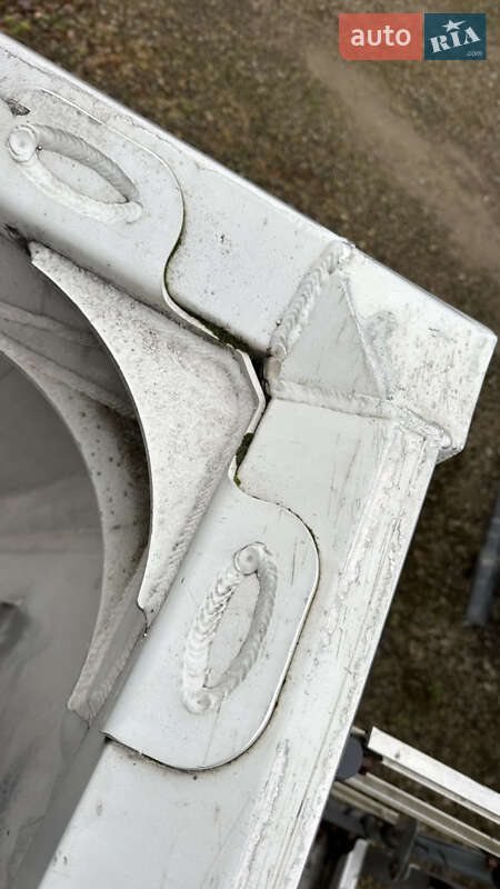 Зерновоз - полуприцеп Schmitz SGF S3 2013 в Стрые