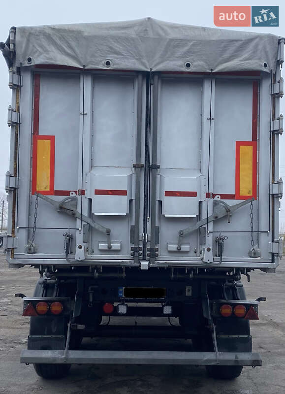 Зерновоз - полуприцеп Schmitz SKI 24 2014 в Кременчуге