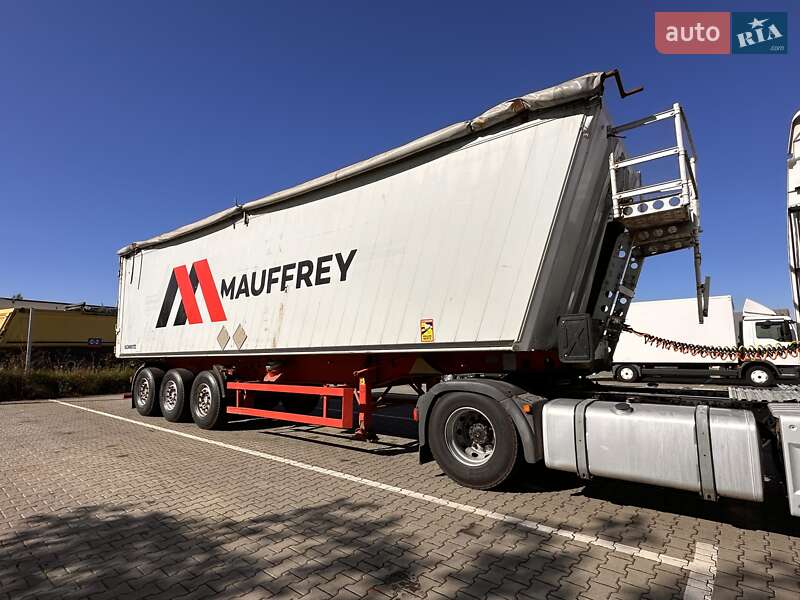 Самосвал полуприцеп Schmitz SKI 24 2008 в Луцке фото 2 Самосвал полуприцеп Schmitz SKI 24 2008 в Луцке