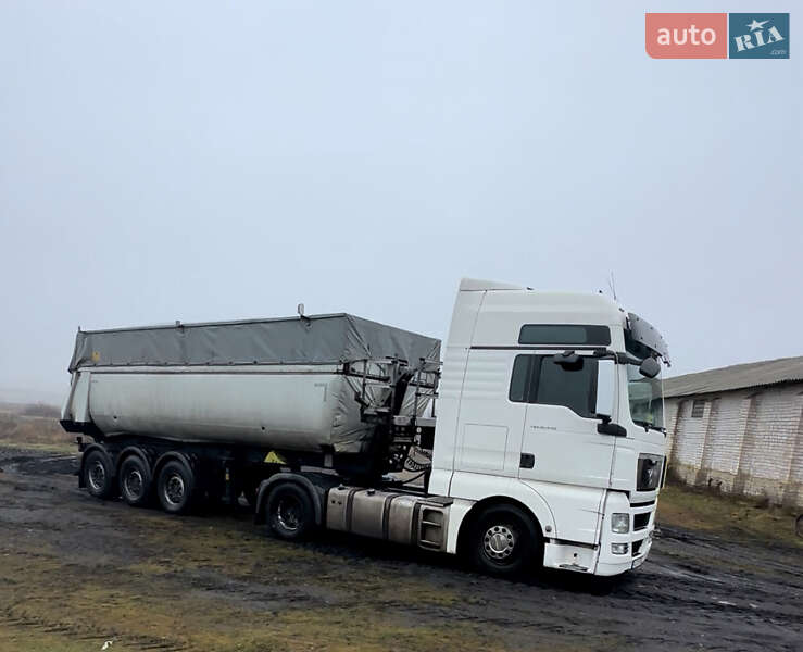 Самоскид напівпричіп Schmitz SKI 24 2011 в Дніпрі