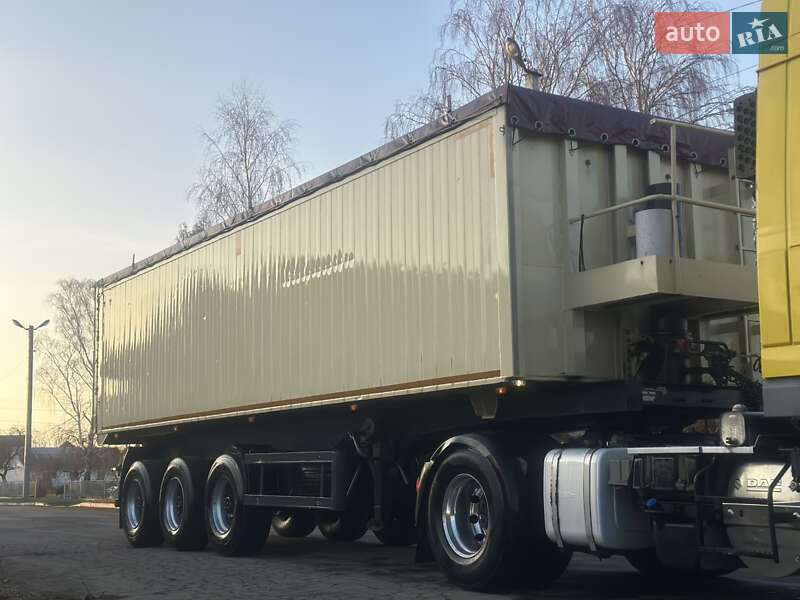 Самосвал полуприцеп Schmitz SKI 24 1995 в Дубно