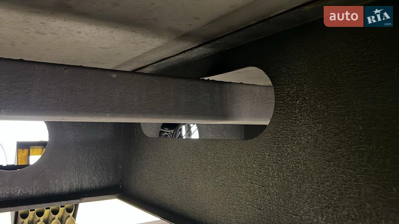 Для перевозки животных - полуприцеп Schmitz SKI 24 2016 в Львове