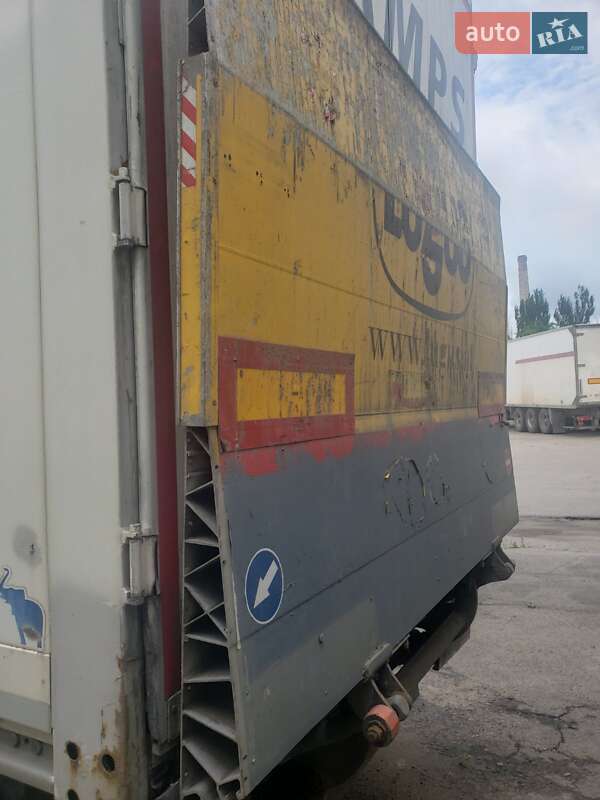 Ізотермічна будка Schmitz SKO 24 2006 в Запоріжжі