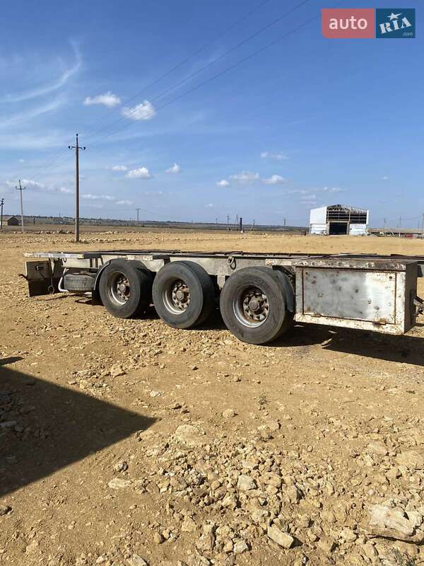 Платформа напівпричіп Schmitz SKO 24 1993 в Татарбунарах фото 2 Платформа напівпричіп Schmitz SKO 24 1993 в Татарбунарах