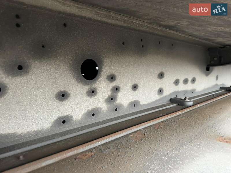 Фургон полуприцеп Schmitz SKO 24 2006 в Хусте