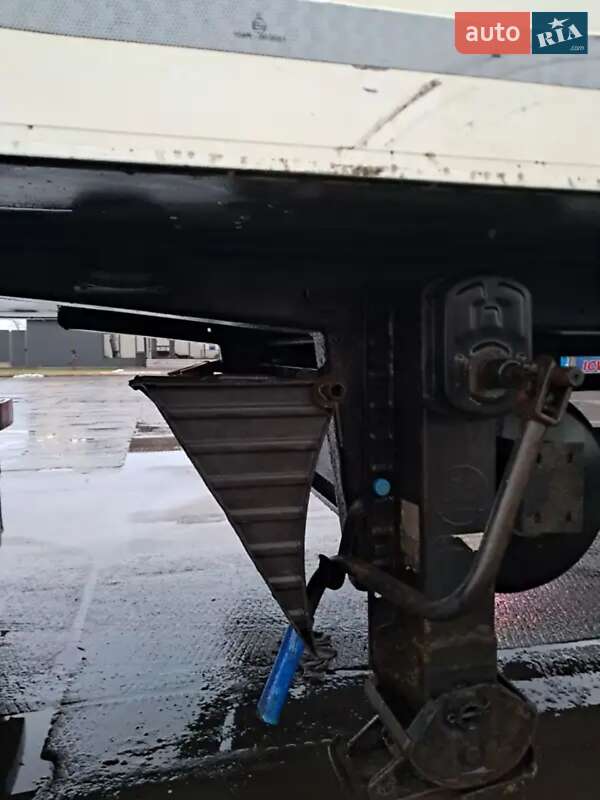 Рефрижератор полуприцеп Schmitz SKO 24 2004 в Николаеве