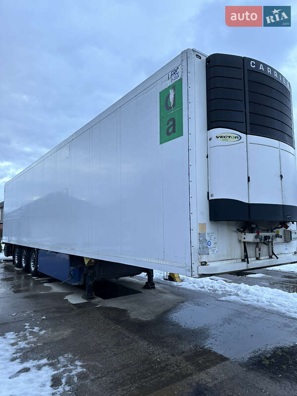 Рефрижератор напівпричіп Schmitz SKO 24 2008 в Хусті