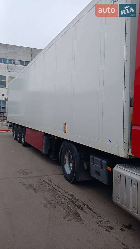 Schmitz SKO 24 2011