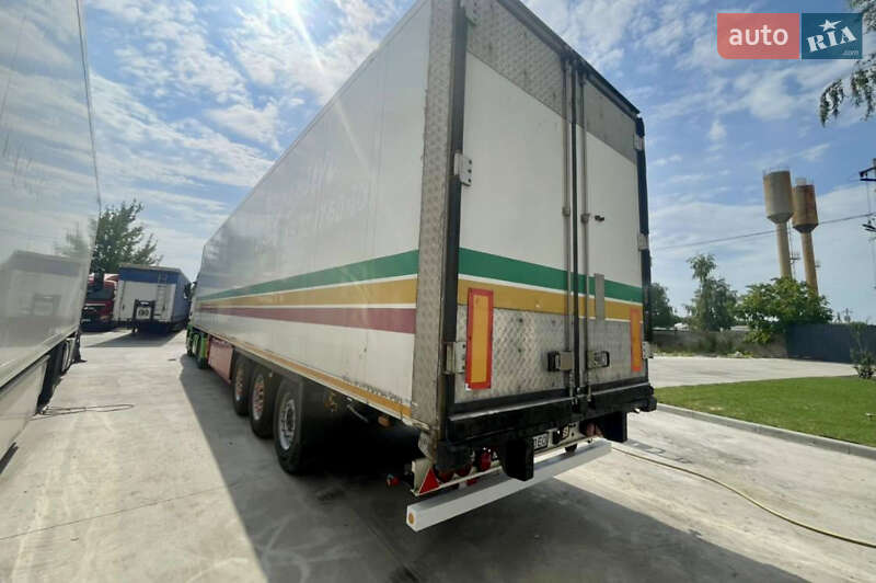 Рефрижератор напівпричіп Schmitz SKO 24 2012 в Києві