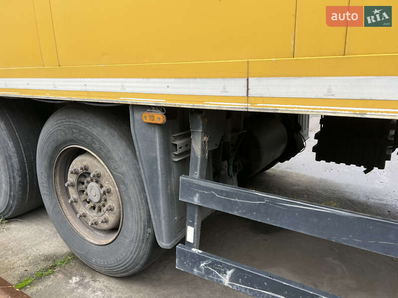 Изотермическая будка Schmitz SKO 24 2006 в Кременчуге