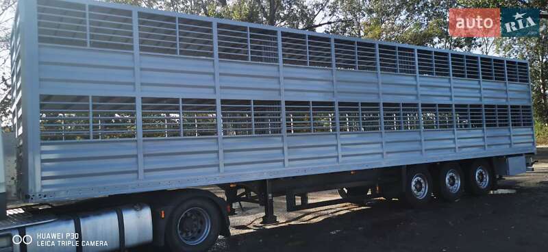 Для перевезення тварин - напівпричіп Schmitz SPR 24 2010 в Кременчуці фото 6 Для перевезення тварин - напівпричіп Schmitz SPR 24 2010 в Кременчуці