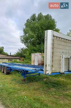 Бортовой полуприцеп Schmitz SPR 24 2001 в 