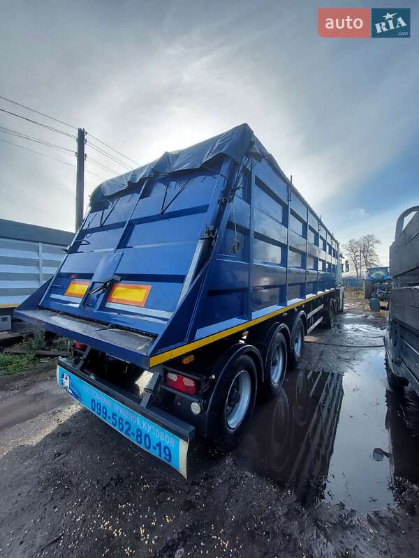 Зерновоз - полуприцеп Schmitz SPR 24 1996 в Ахтырке