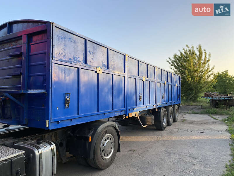 Зерновоз - напівпричіп Schmitz SPR 24 1988 в Золотоноші