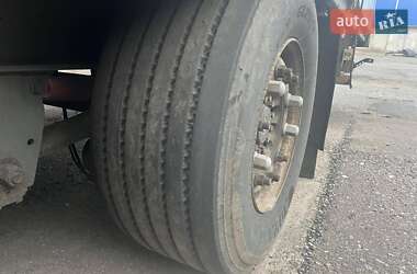 Тентованный борт (штора) - полуприцеп Schmitz SPR 24L 2005 в 