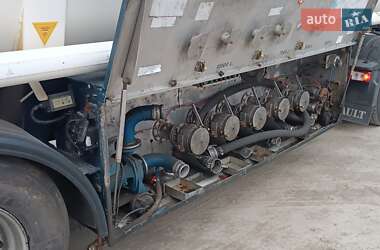 Цистерна полуприцеп Schrader Z-STA 24 2005 в 